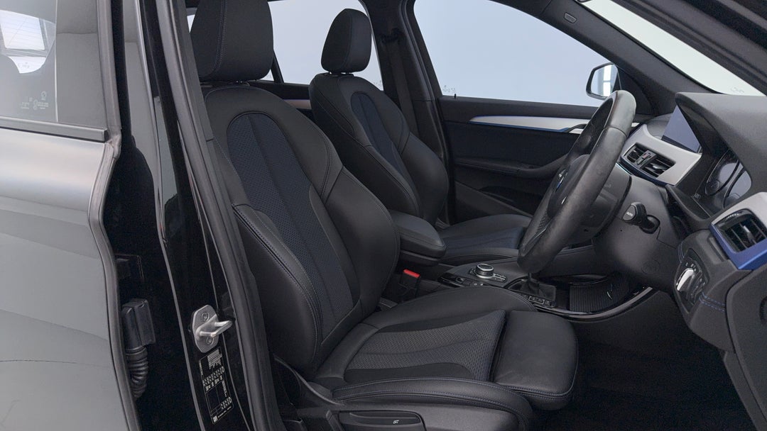 2020 BMW X1 Sdrive 18i M Sport, Automatic, 51562 km, Right Side Front Door Cabin View