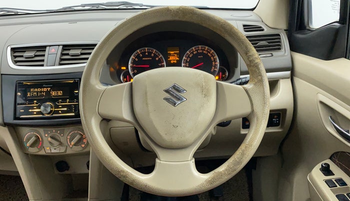 2015 Maruti Ertiga VXI CNG, CNG, Manual, 1,03,581 km, Steering Wheel Close Up