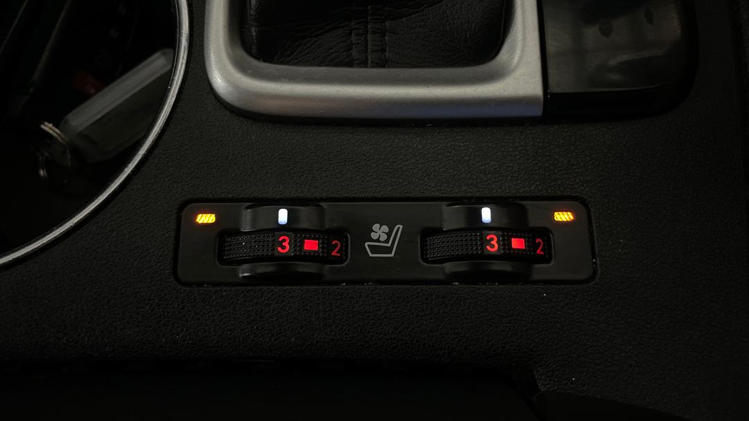 2016 Toyota Kluger Grande (4x4), Automatic, 104656 km, Ventilated Seats