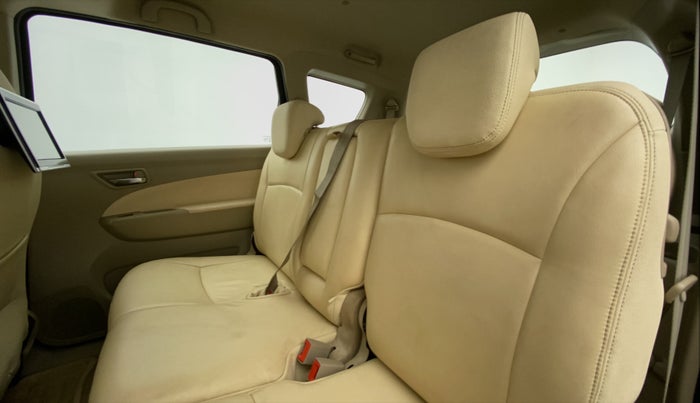 2013 Maruti Ertiga VXI, Petrol, Manual, 33,232 km, Right Side Rear Door Cabin