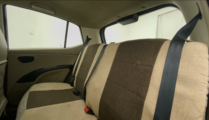 2016 Hyundai i10 MAGNA 1.1, Petrol, Manual, 11,243 km, Right Side Rear Door Cabin