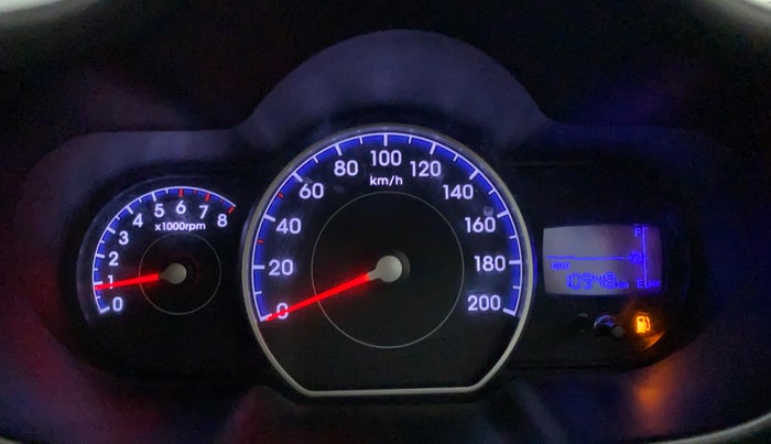 2016 Hyundai i10 MAGNA 1.1, Petrol, Manual, 11,243 km, Odometer Image