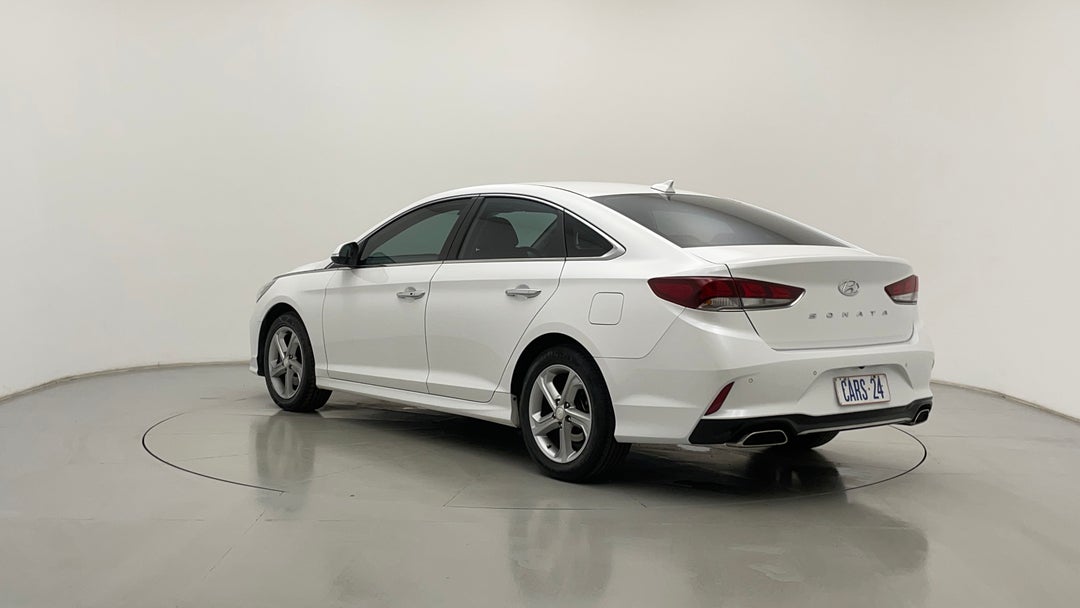 Left Back Diagonal (45- Degree) View