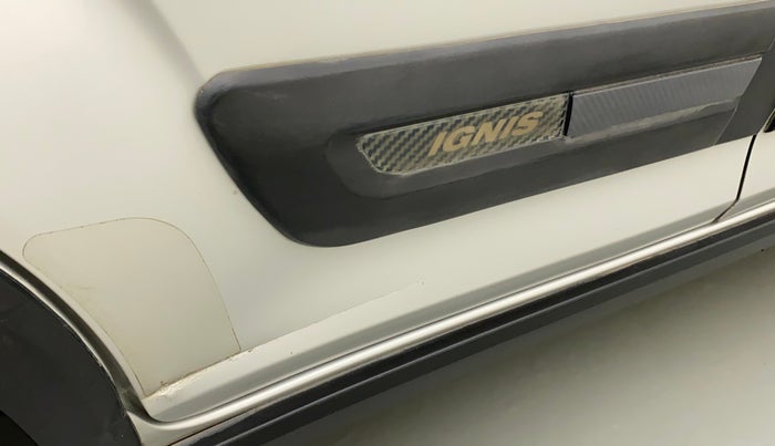 2017 Maruti IGNIS ALPHA 1.2 AMT, Petrol, Automatic, 62,725 km, Right rear door - Minor scratches