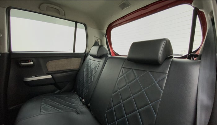 2015 Maruti Wagon R 1.0 VXI, Petrol, Manual, 44,663 km, Right Side Rear Door Cabin