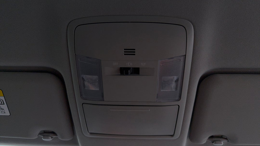 On-Roof Controls/Sunglass holder