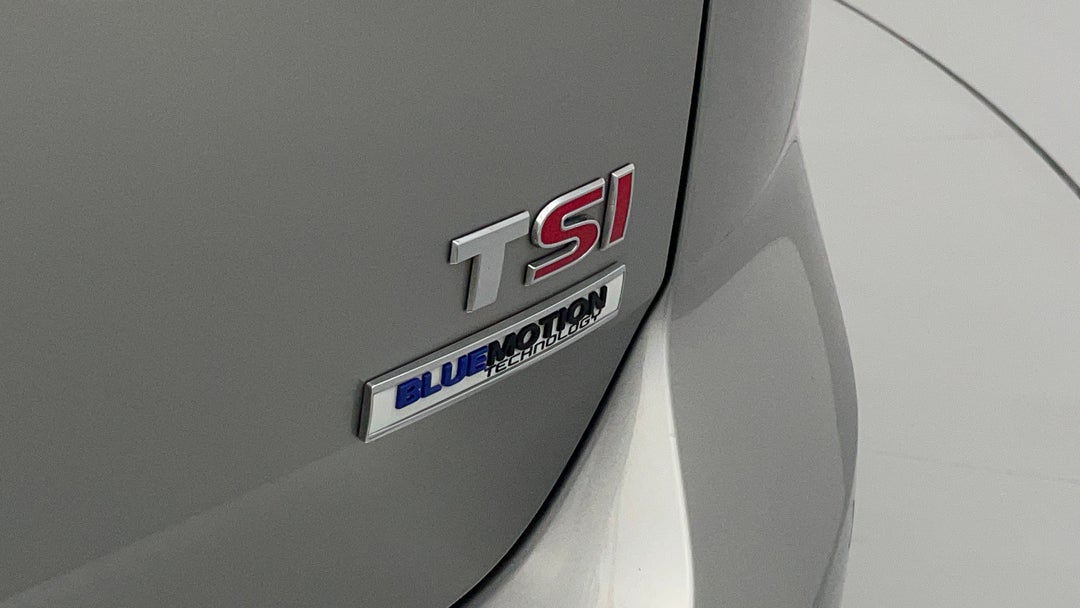 Badge (Boot Right Side)