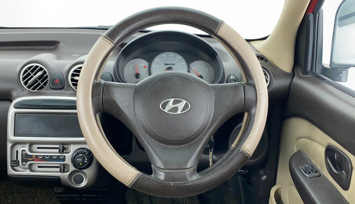2014 Hyundai Santro Xing GL PLUS, Petrol, Manual, 14,508 km, Steering Wheel Close Up