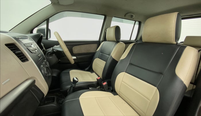 2014 Maruti Wagon R 1.0 VXI, Petrol, Manual, 67,549 km, Right Side Front Door Cabin