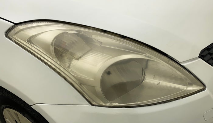 2012 Maruti Swift VXI, Petrol, Manual, 70,233 km, Right headlight - Headlight parking bulb fused