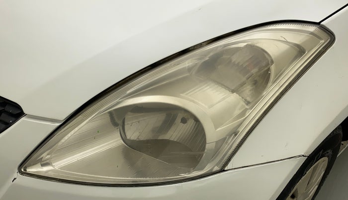 2012 Maruti Swift VXI, Petrol, Manual, 70,233 km, Left headlight - Headlight parking bulb fused