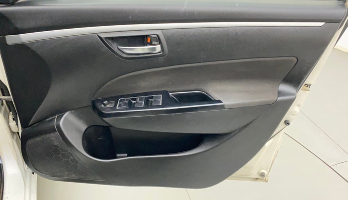 2012 Maruti Swift VXI, Petrol, Manual, 70,233 km, Driver Side Door Panels Control