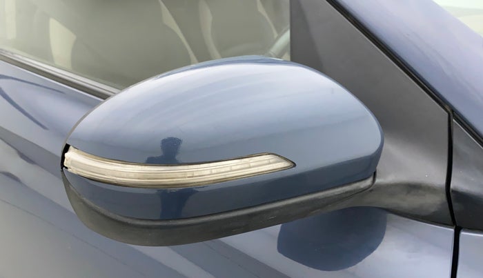 2014 Hyundai Elite i20 SPORTZ 1.2, Petrol, Manual, 67,041 km, Right rear-view mirror - Slight misalignment