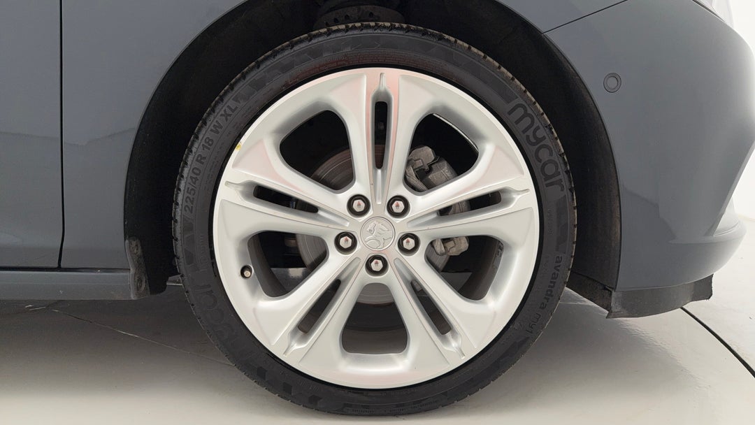 2018 Holden Astra Ltz, Automatic, 69951 km, Right Front Wheel