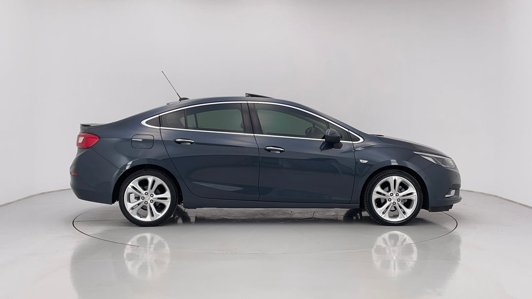 2018 Holden Astra Ltz, Automatic, 69951 km, Right Side View