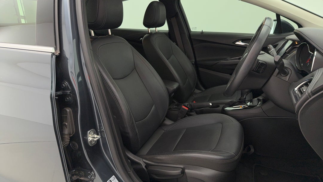 2018 Holden Astra Ltz, Automatic, 69951 km, Right Side Front Door Cabin View