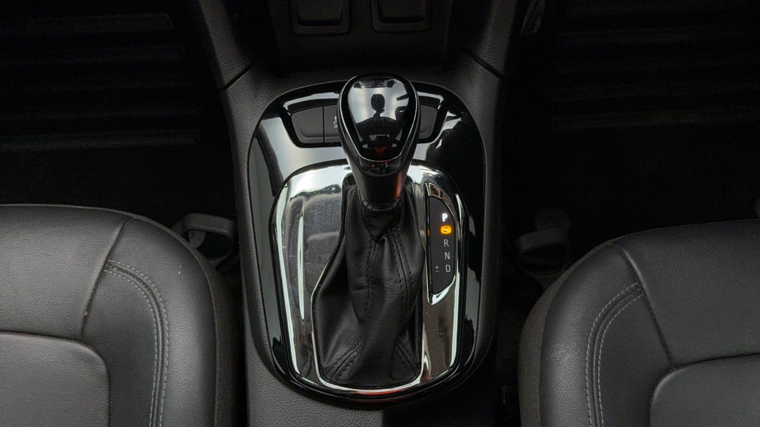 2018 Holden Astra Ltz, Automatic, 69951 km, Gear Lever 