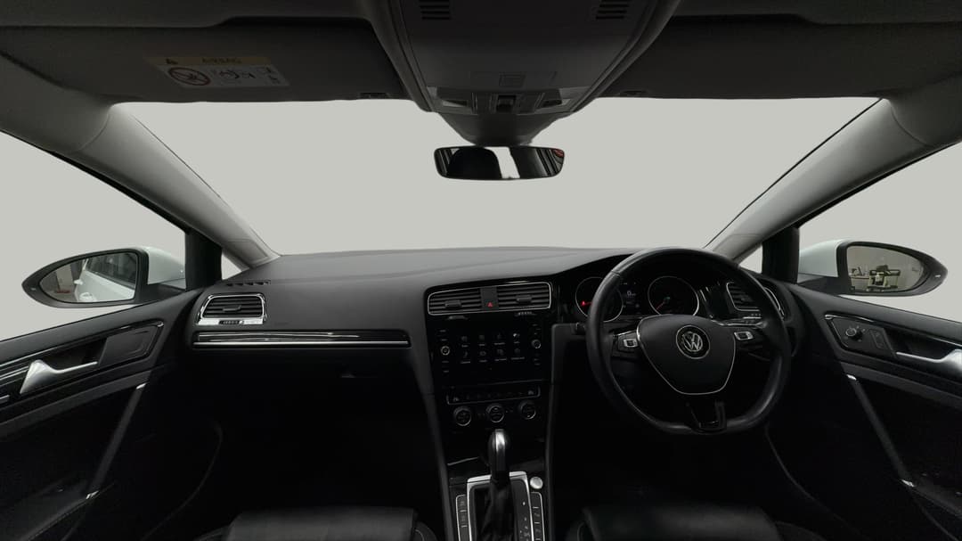 2019 Volkswagen Golf 110 Tsi Highline, Automatic, 75254 km, Dashboard View