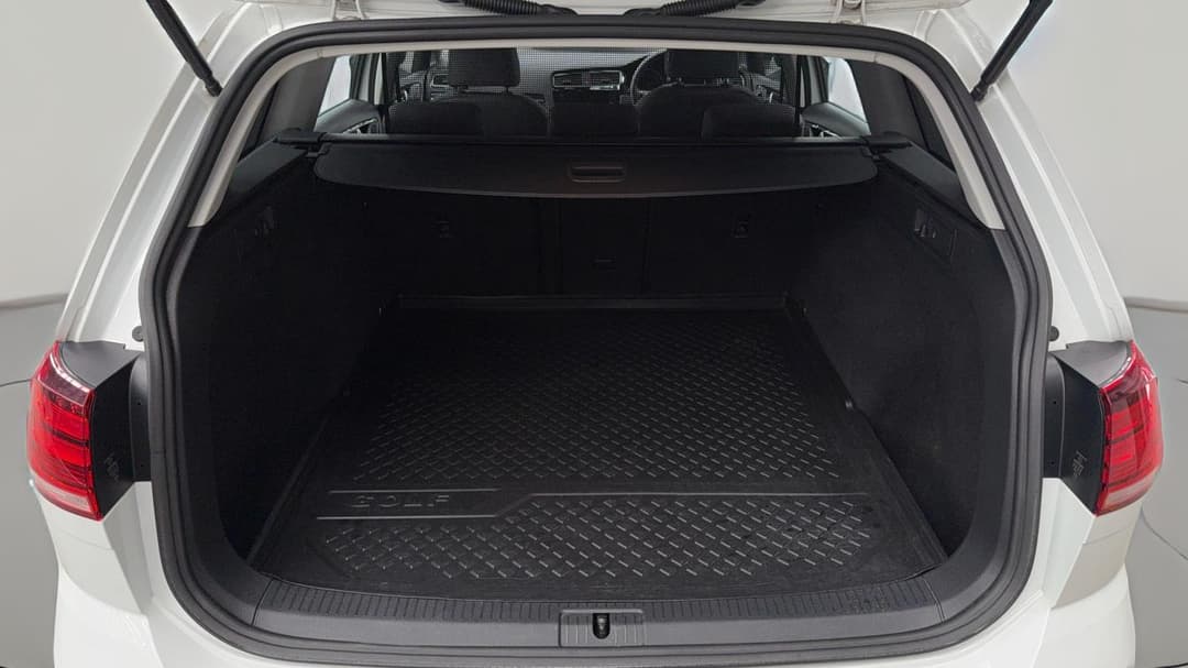 2019 Volkswagen Golf 110 Tsi Highline, Automatic, 75254 km, Boot Inside View