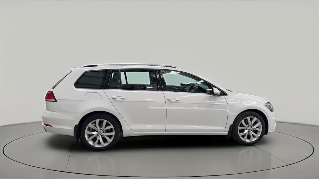 2019 Volkswagen Golf 110 Tsi Highline, Automatic, 75254 km, Right Side View