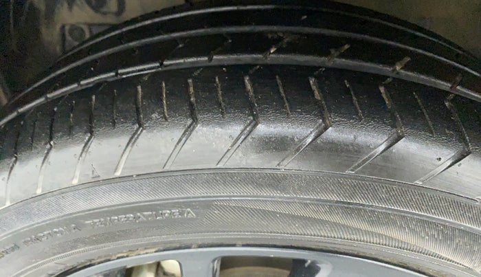 2022 Maruti Celerio ZXI+, Petrol, Manual, 8,941 km, Left Front Tyre Tread