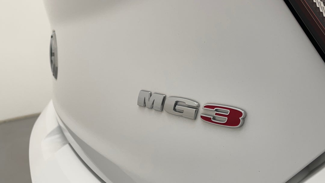 Badge (Boot Right Side)