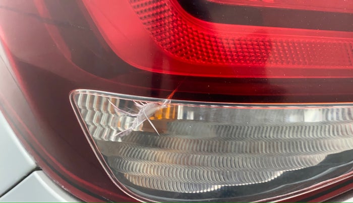 2018 Hyundai Elite i20 1.4 CRDI ASTA (O), Diesel, Manual, 32,263 km, Left tail light - Minor damage