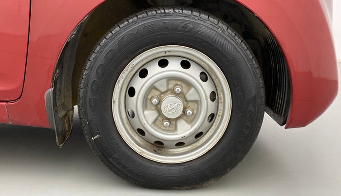 2012 Hyundai Eon ERA PLUS, Petrol, Manual, 29,710 km, Right Front Wheel