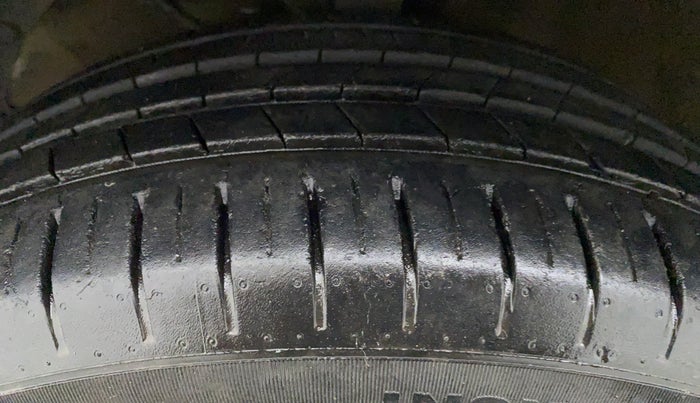 2018 Maruti Baleno ALPHA DDIS 190, Diesel, Manual, 36,778 km, Right Front Tyre Tread