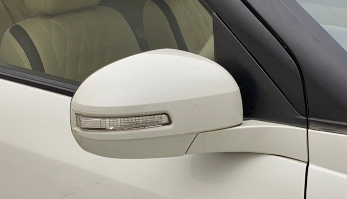 2013 Maruti Swift Dzire VXI, Petrol, Manual, 98,155 km, Right rear-view mirror - Minor scratches
