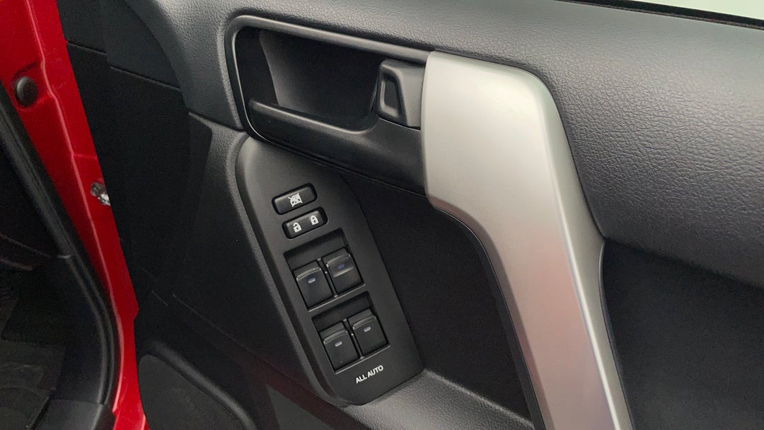 2019 Toyota Landcruiser Prado Gxl (4x4), Automatic, 57572 km, Drivers Side Door Panel Controls