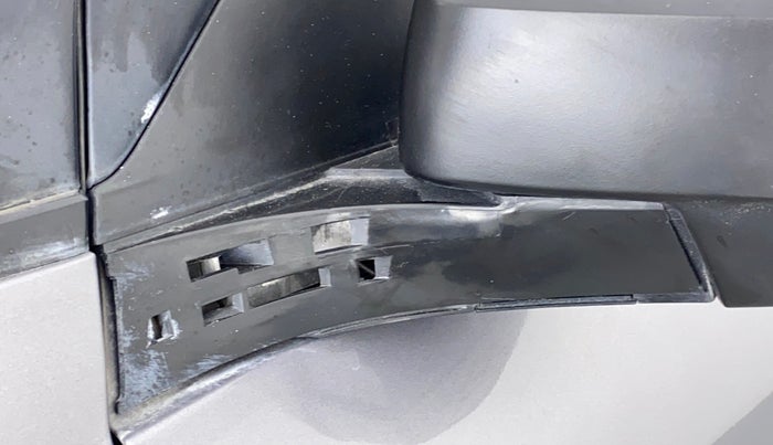 2016 Maruti Swift LXI OPT, Petrol, Manual, 58,747 km, Left rear-view mirror - Cover has minor damage
