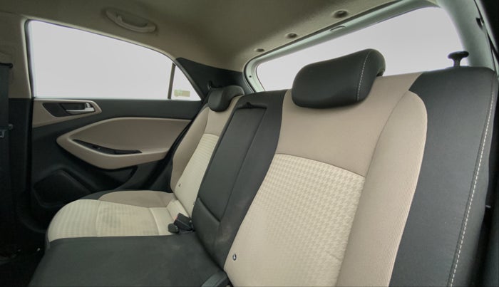 2018 Hyundai Elite i20 ASTA 1.2 (O), Petrol, Manual, 41,356 km, Right Side Rear Door Cabin