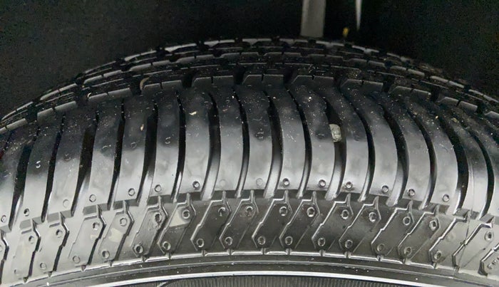 2016 Ford Ecosport 1.5 TITANIUM TI VCT, Petrol, Manual, 55,450 km, Left Rear Tyre Tread
