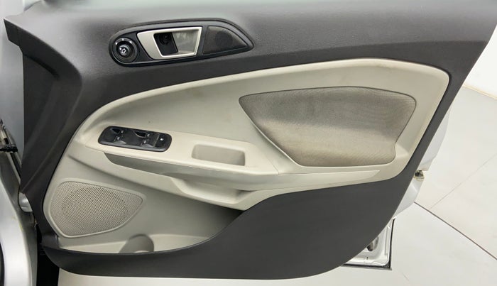 2016 Ford Ecosport 1.5 TITANIUM TI VCT, Petrol, Manual, 55,450 km, Driver Side Door Panels Control