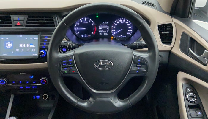 2016 Hyundai Elite i20 ASTA 1.2 (O), Petrol, Manual, 25,508 km, Steering Wheel Close Up