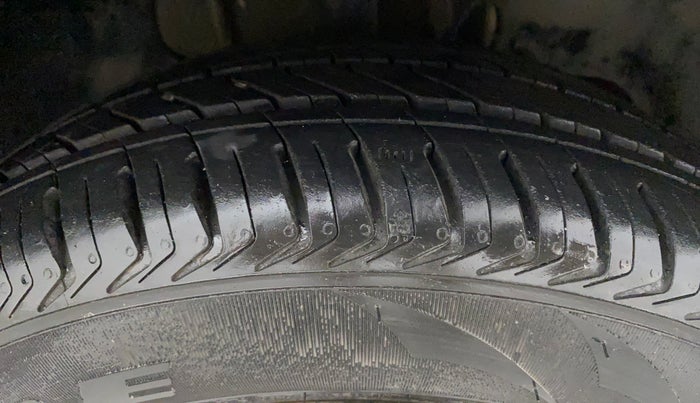 2018 Tata TIAGO NRG PETROL, Petrol, Manual, 58,160 km, Right Front Tyre Tread