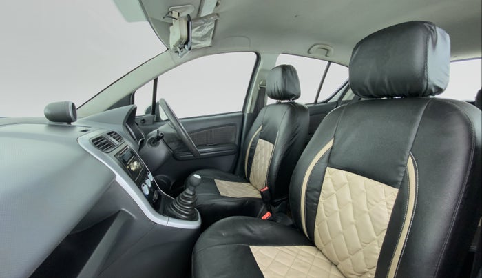 2014 Maruti Ritz VDI, Diesel, Manual, 55,057 km, Right Side Front Door Cabin