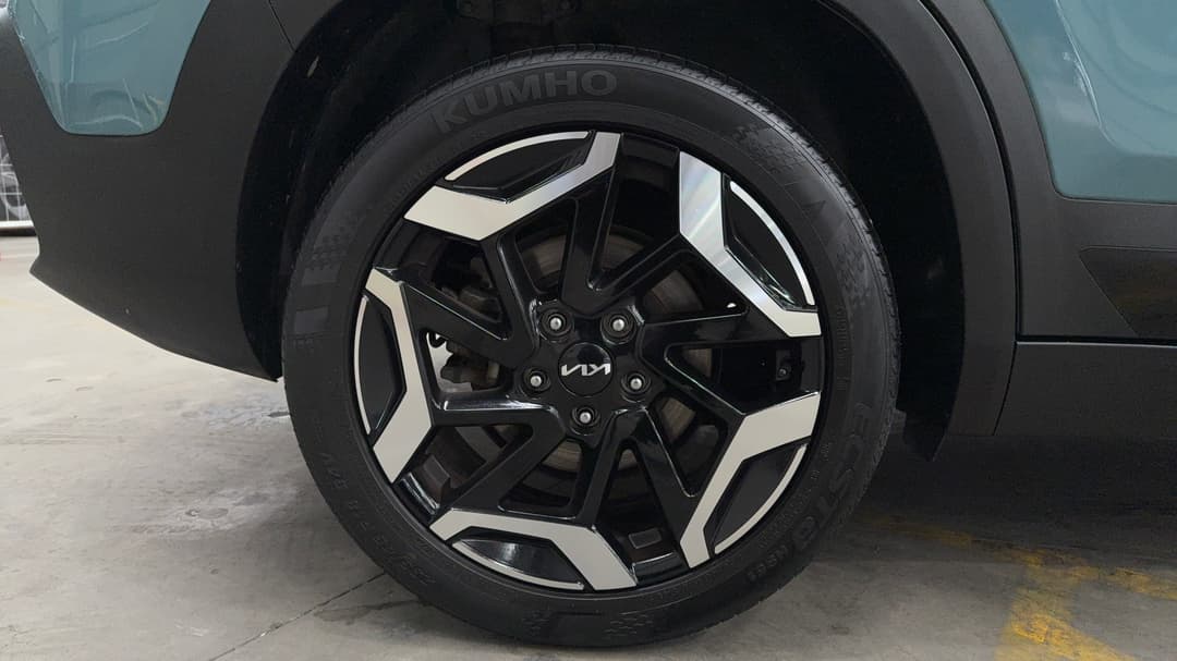 2023 Kia Seltos Gt-line (AWD) (sunroof), Automatic, 50172 km, Right Rear Wheel