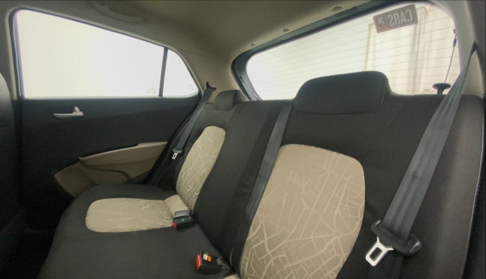 2017 Hyundai Grand i10 SPORTZ (O) AT 1.2 KAPPA VTVT, Petrol, Automatic, 13,546 km, Right Side Rear Door Cabin
