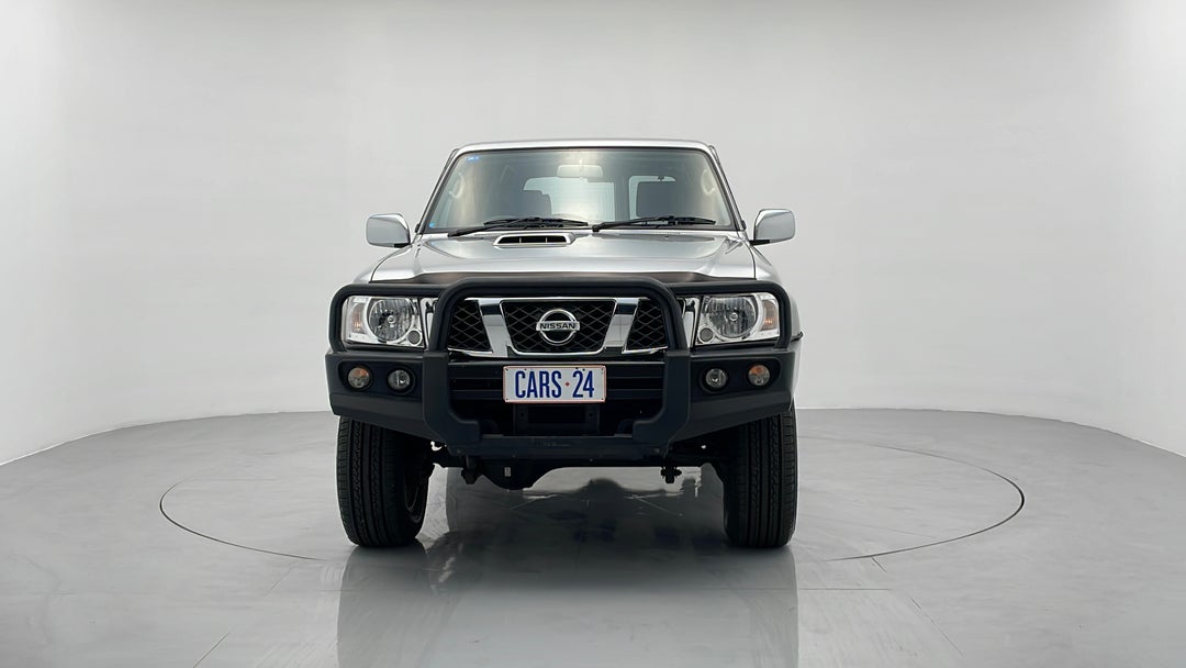 2016 Nissan Patrol St (4x4), Automatic, 64534 km, Front View