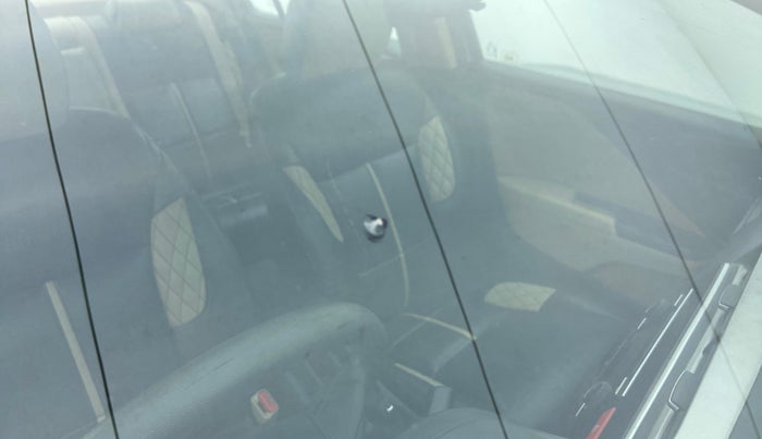 2014 Honda City SV MT DIESEL, Diesel, Manual, 86,449 km, Front windshield - Minor spot on windshield