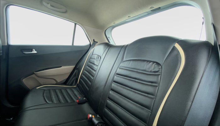 2018 Hyundai Grand i10 SPORTZ 1.2 KAPPA VTVT, Petrol, Manual, 24,677 km, Right Side Rear Door Cabin