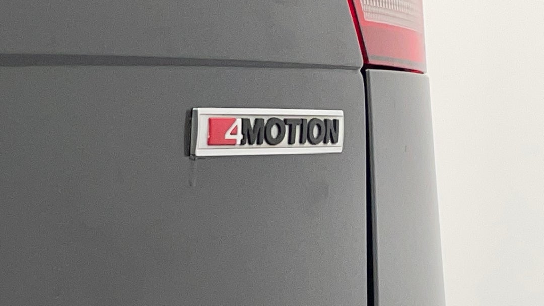 Badge (Boot Right Side)