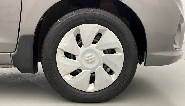 2018 Maruti Celerio ZXI D, Petrol, Manual, 48,230 km, Right Front Wheel