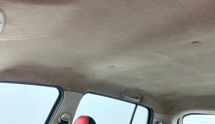 2018 Maruti Celerio ZXI D, Petrol, Manual, 48,230 km, Ceiling - Roof lining is slightly discolored