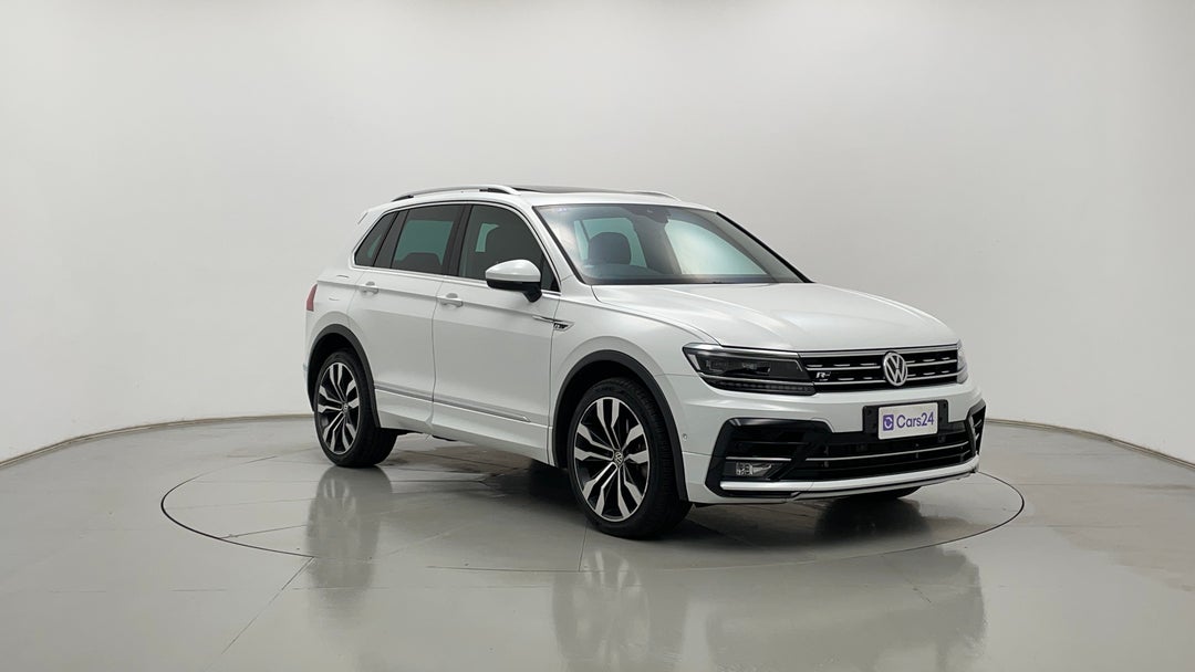 Right Front Diagonal (45- Degree) View