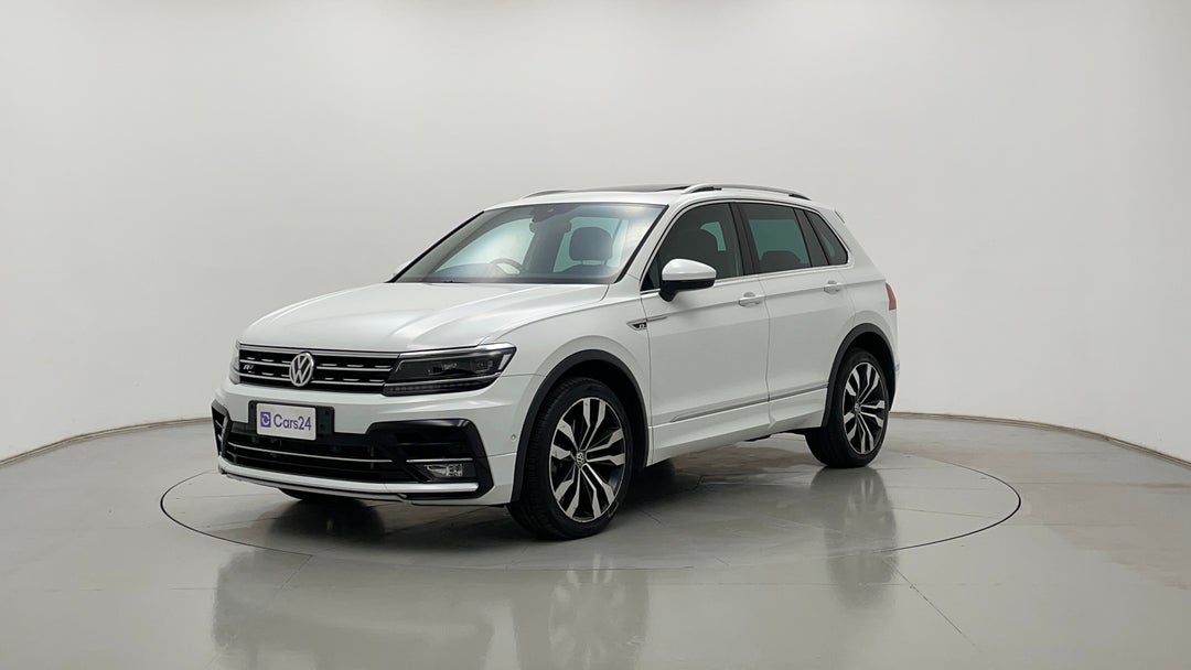 Left Front Diagonal (45- Degree) View