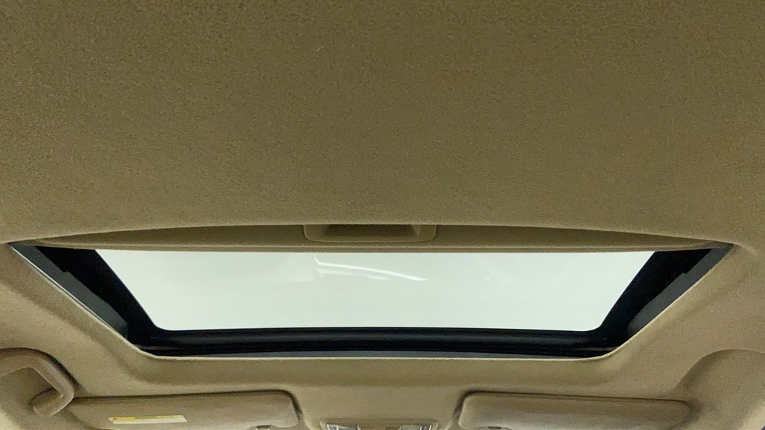 Moonroof/ Sunroof