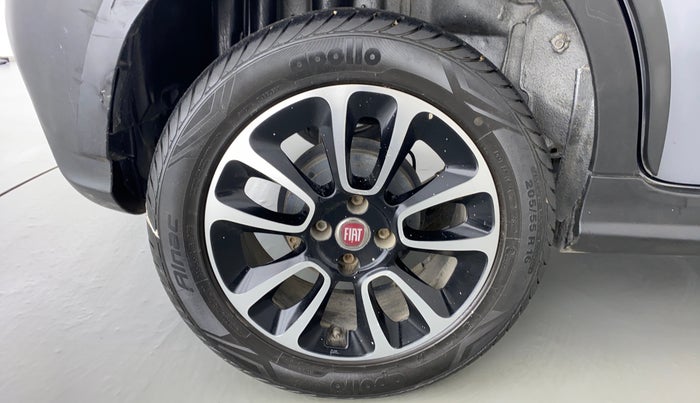 2018 Fiat URBAN CROSS EMOTION MULTIJET 1.3, Diesel, Manual, 26,932 km, Right Rear Wheel